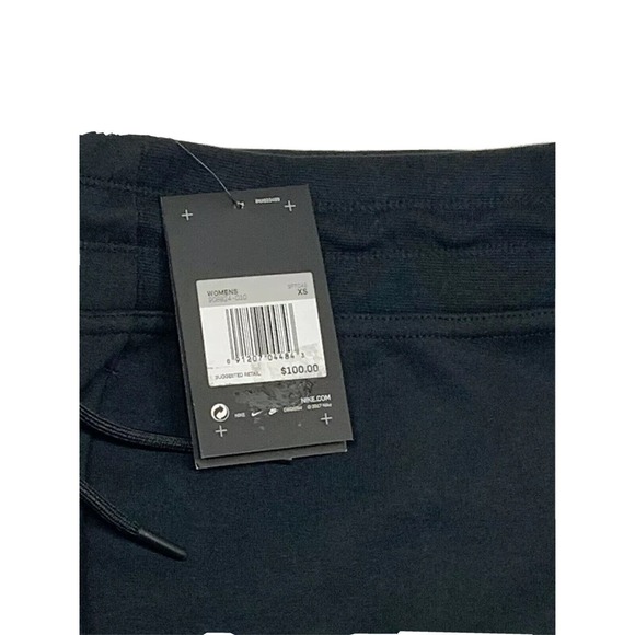 Nike Tech Fleece Capri Women SIZE -‎ XS 908824-010 - Picture 7 of 8